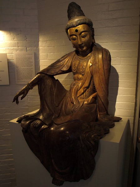 Ming Dynasty Era Chinese Bodhisattva Guanyin Ming Dynasty Era Chinese Bodhisattva Guanyin