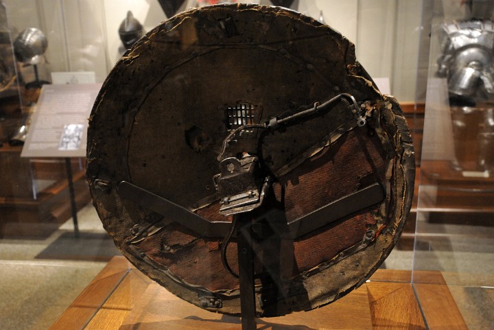 Rear of the English Gun Shield Rear of the English Gun Shield