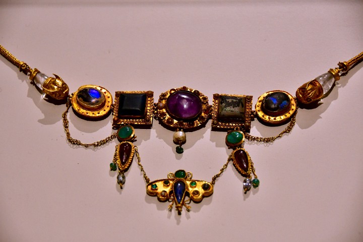 Necklace from the Olbia Treasure
