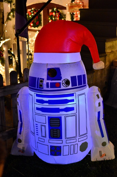 Festive Inflatable R2 Festive Inflatable R2